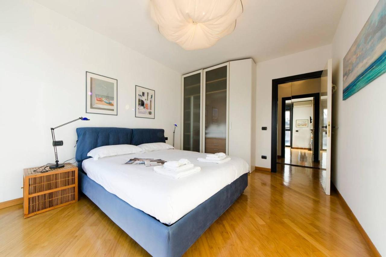 Joivy Exclusive Seaview Flat For 4, In Central Genoaアパートメント エクステリア 写真